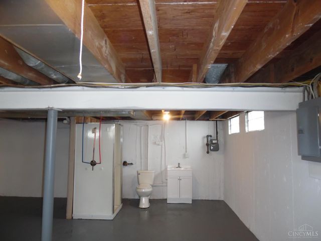 751 Springvale Drive, Hamilton, OH 45913