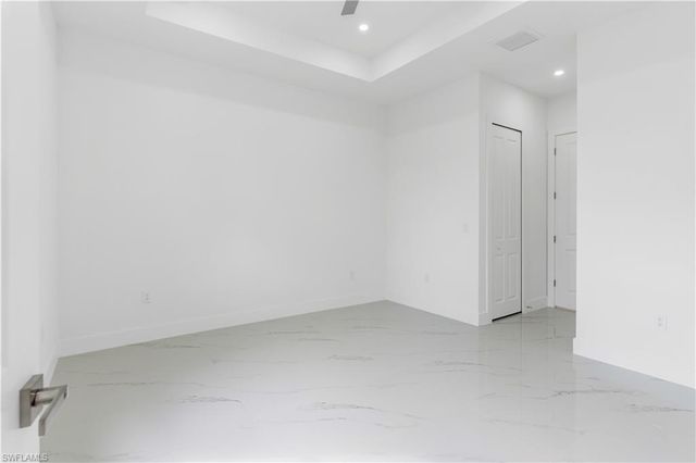 606 Johns AVE, Lehigh Acres, FL 33972