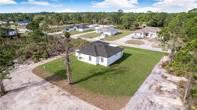 606 Johns AVE, Lehigh Acres, FL 33972