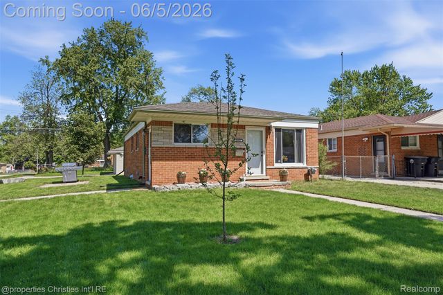 8982 Beatrice Street, Livonia, MI 48150