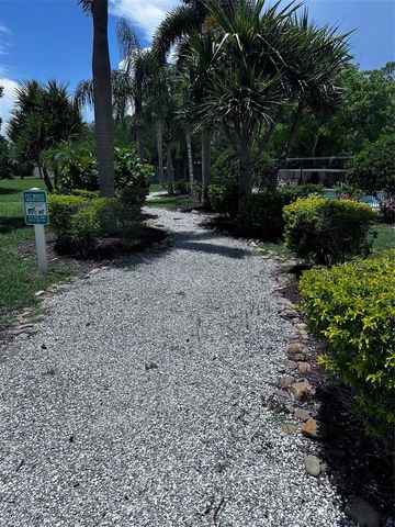 6211 BAYSIDE KEY DRIVE, Tampa, FL 33615