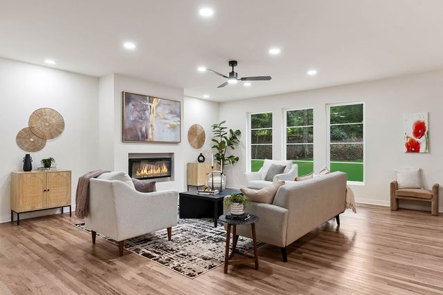 281 Loch Lomond Drive, Pickens, SC 29671