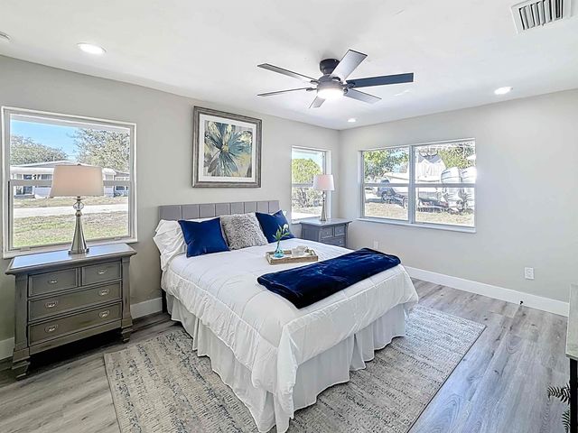 2338 2nd Court, Other Florida, FL 32962