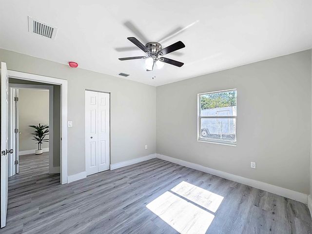 2338 2nd Court, Other Florida, FL 32962