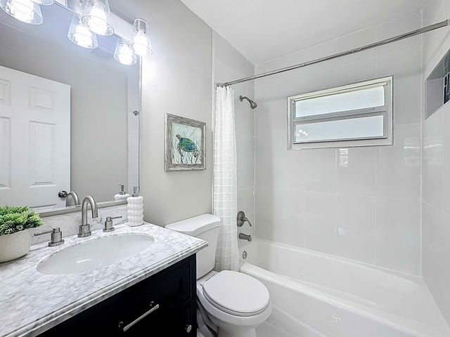 2338 2nd Court, Other Florida, FL 32962