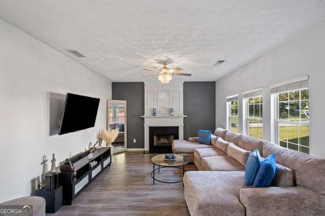 473 Concord Circle, Mcdonough, GA 30253