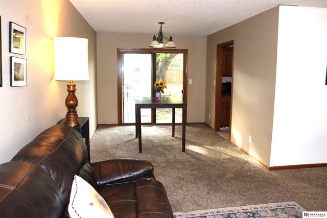 6441 S 41st Street, Lincoln, NE 68516