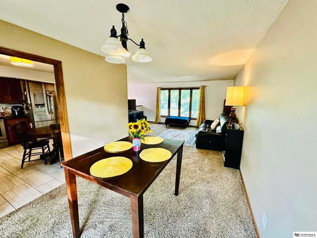 6441 S 41st Street, Lincoln, NE 68516