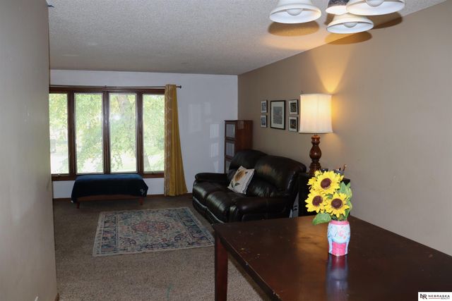 6441 S 41st Street, Lincoln, NE 68516