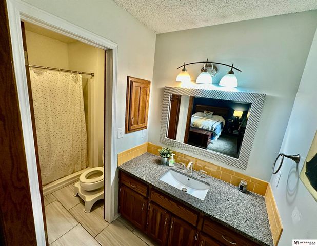 6441 S 41st Street, Lincoln, NE 68516