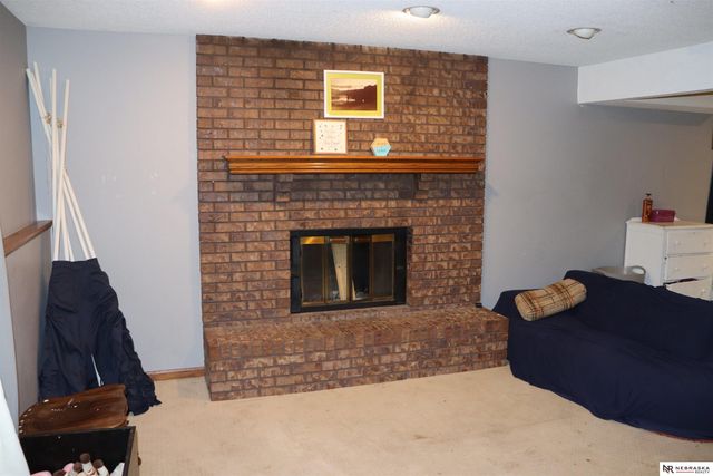 6441 S 41st Street, Lincoln, NE 68516