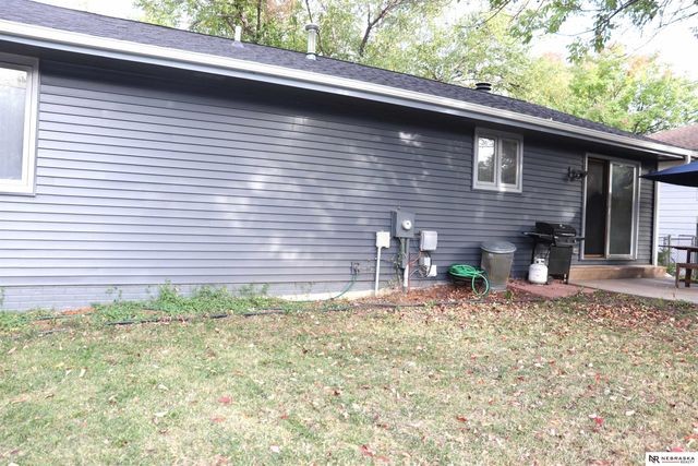 6441 S 41st Street, Lincoln, NE 68516