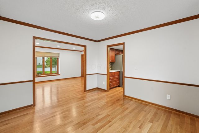 8414 Netherlands Place, Columbus, OH 43235