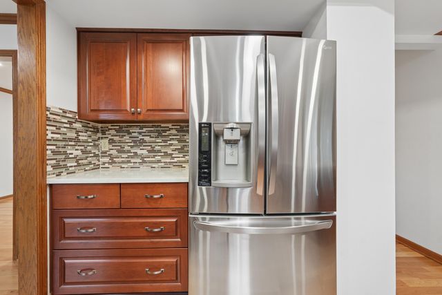 8414 Netherlands Place, Columbus, OH 43235