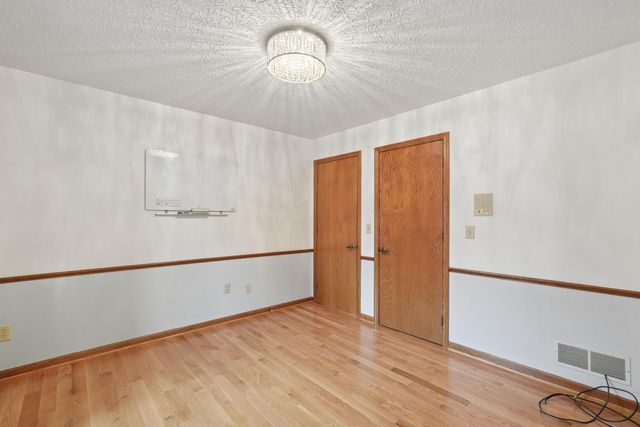 8414 Netherlands Place, Columbus, OH 43235