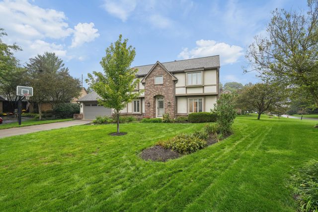 8414 Netherlands Place, Columbus, OH 43235