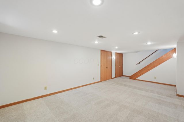 8414 Netherlands Place, Columbus, OH 43235