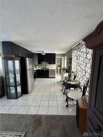 517 San Bernardino Trail, Englewood, OH 45322