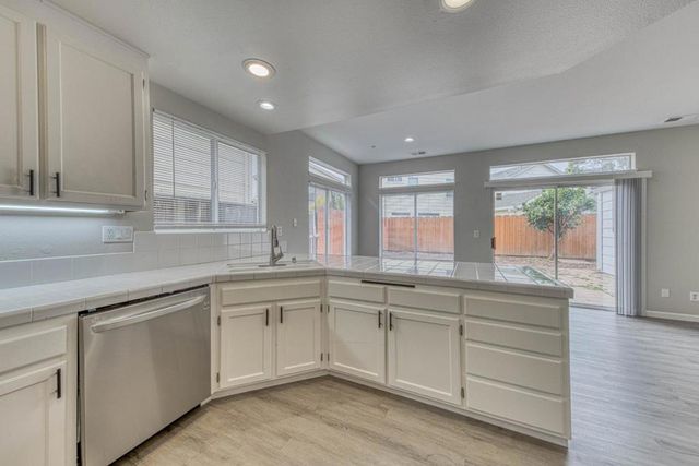 1920 Constitution Boulevard 24, Salinas, CA 93905
