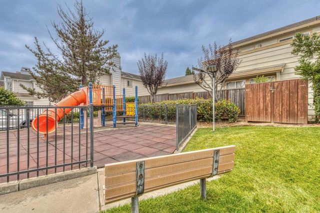 1920 Constitution Boulevard 24, Salinas, CA 93905