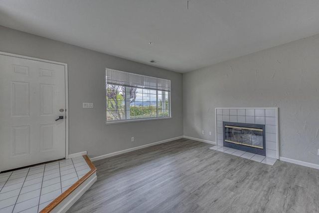 1920 Constitution Boulevard 24, Salinas, CA 93905