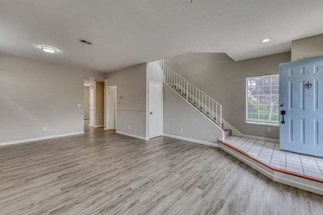 1920 Constitution Boulevard 24, Salinas, CA 93905