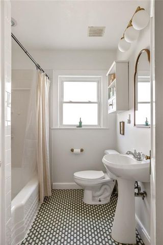 2490 Jefferson Terrace, Atlanta, GA 30344