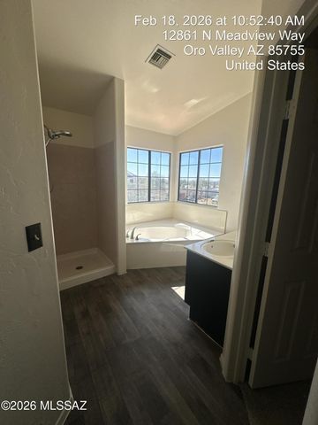 12851 N Meadview Way, Oro Valley, AZ 85755