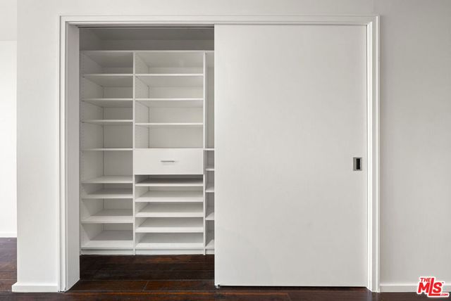 1155 S Grand Avenue 1103, Los Angeles, CA 90015