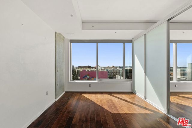 1155 S Grand Avenue 1103, Los Angeles, CA 90015