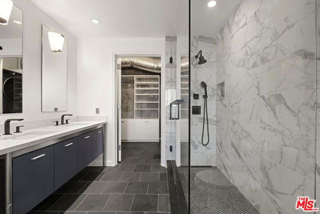 1155 S Grand Avenue 1103, Los Angeles, CA 90015