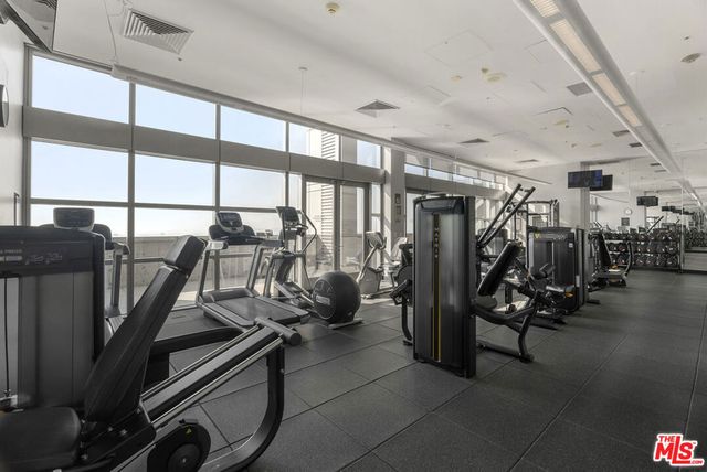 1155 S Grand Avenue 1103, Los Angeles, CA 90015