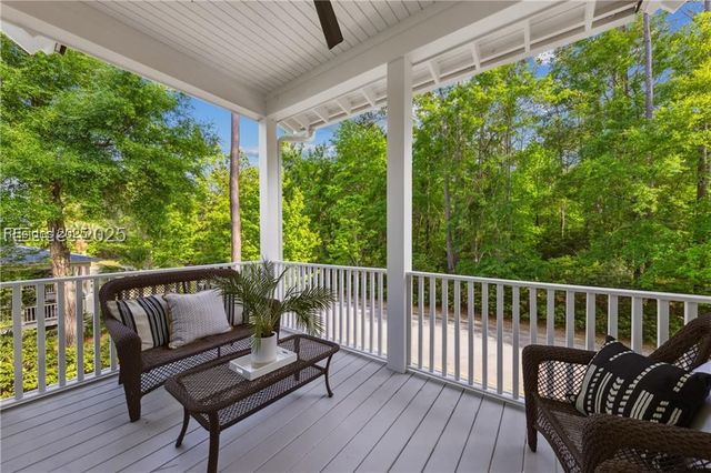 37 Park Sq S, Beaufort, SC 29907