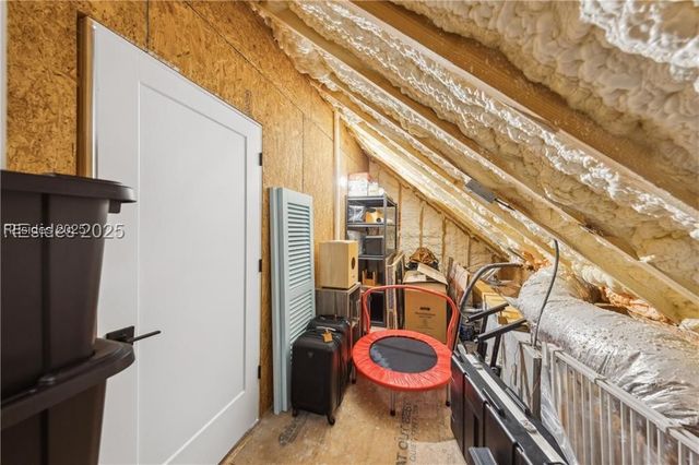 37 Park Sq S, Beaufort, SC 29907