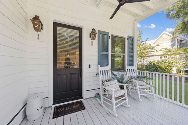 37 Park Sq S, Beaufort, SC 29907