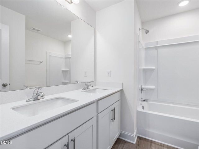 659 Sefton Park Drive, Zebulon, NC 27597