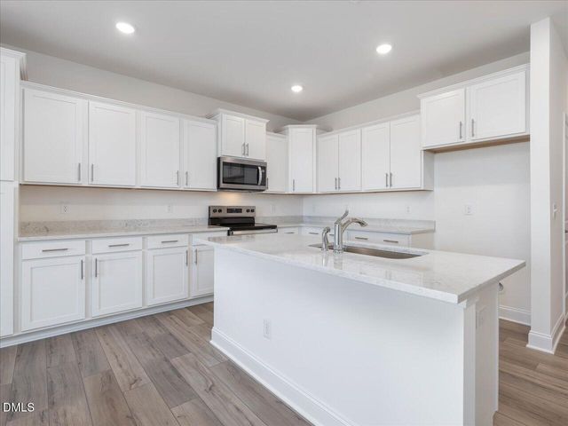 659 Sefton Park Drive, Zebulon, NC 27597