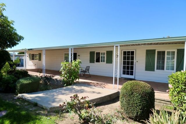 2261 Lake crest Lane 83, La Habra, CA 90631
