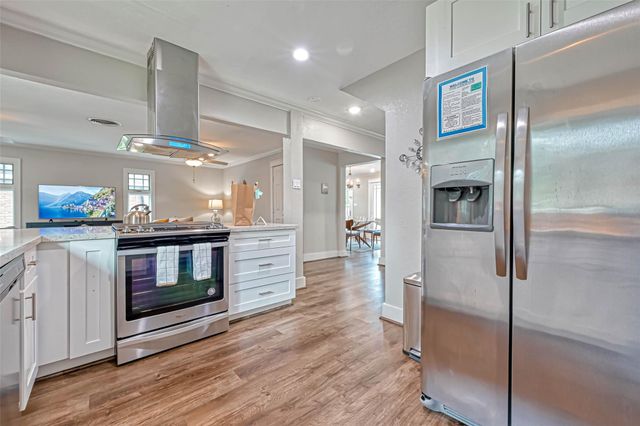 10601 Willowgrove Drive, Houston, TX 77035