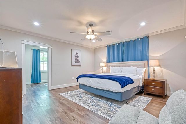 10601 Willowgrove Drive, Houston, TX 77035