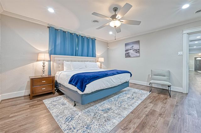 10601 Willowgrove Drive, Houston, TX 77035