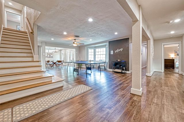 10601 Willowgrove Drive, Houston, TX 77035