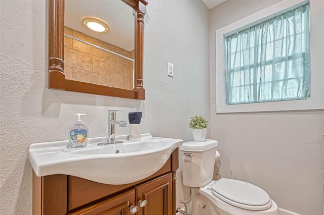 10601 Willowgrove Drive, Houston, TX 77035