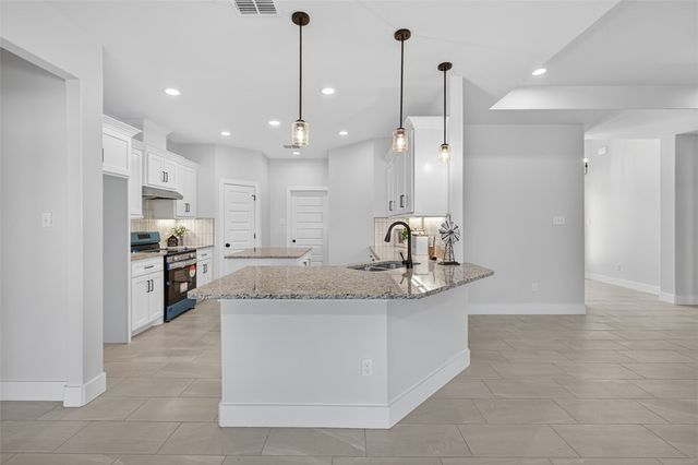 6081 US Highway 359, Alice, TX 78332