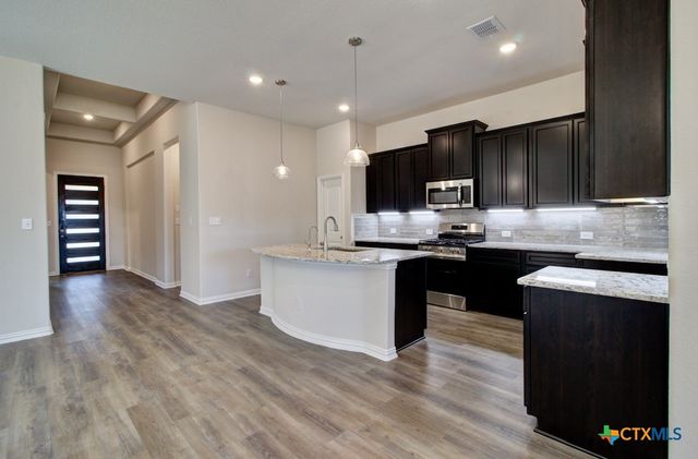 1724 Heritage Maples, New Braunfels, TX 78132