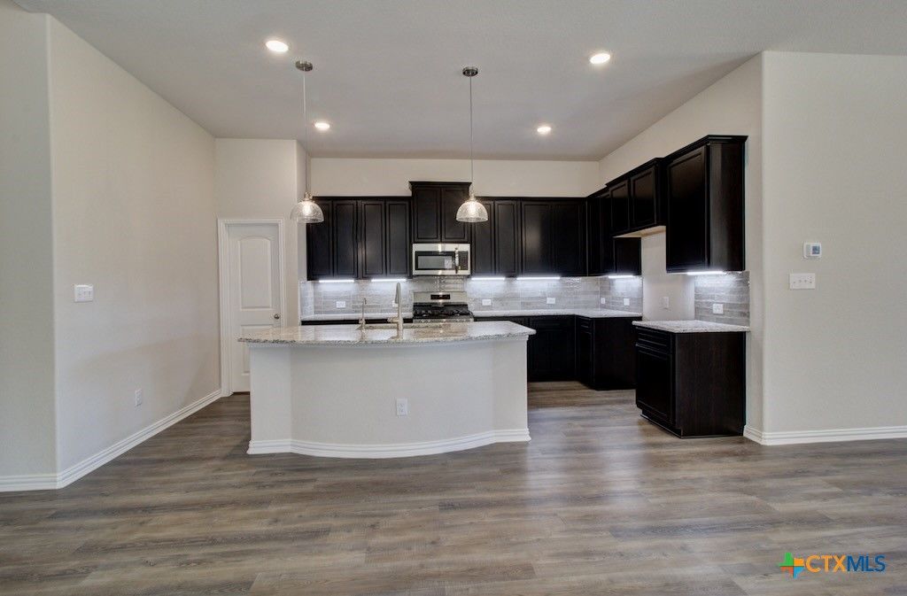 1724 Heritage Maples, New Braunfels, TX 78132