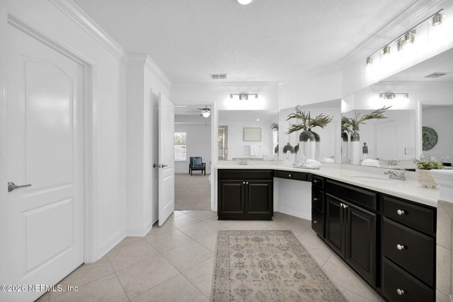 47 CUPCAKE Court, St. Johns, FL 32259