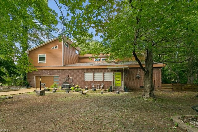 102 Purgold RD, Seaford, VA 23696