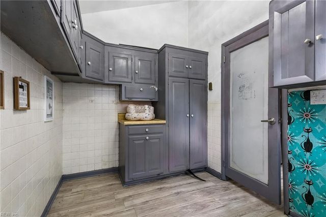 102 Purgold RD, Seaford, VA 23696