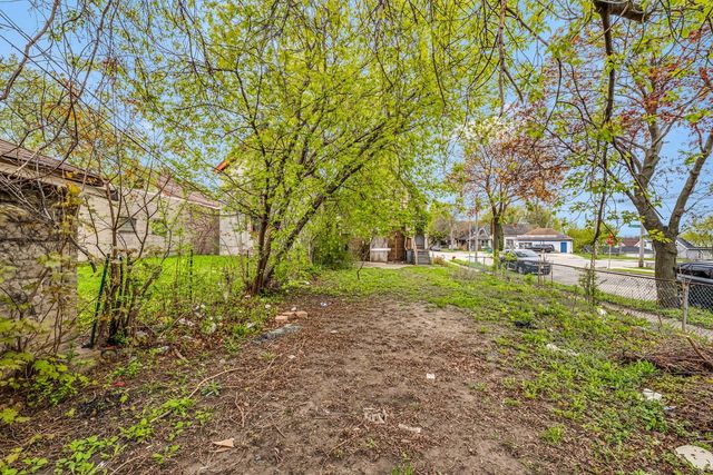 1344 Atkinson AVENUE, Milwaukee, WI 53206